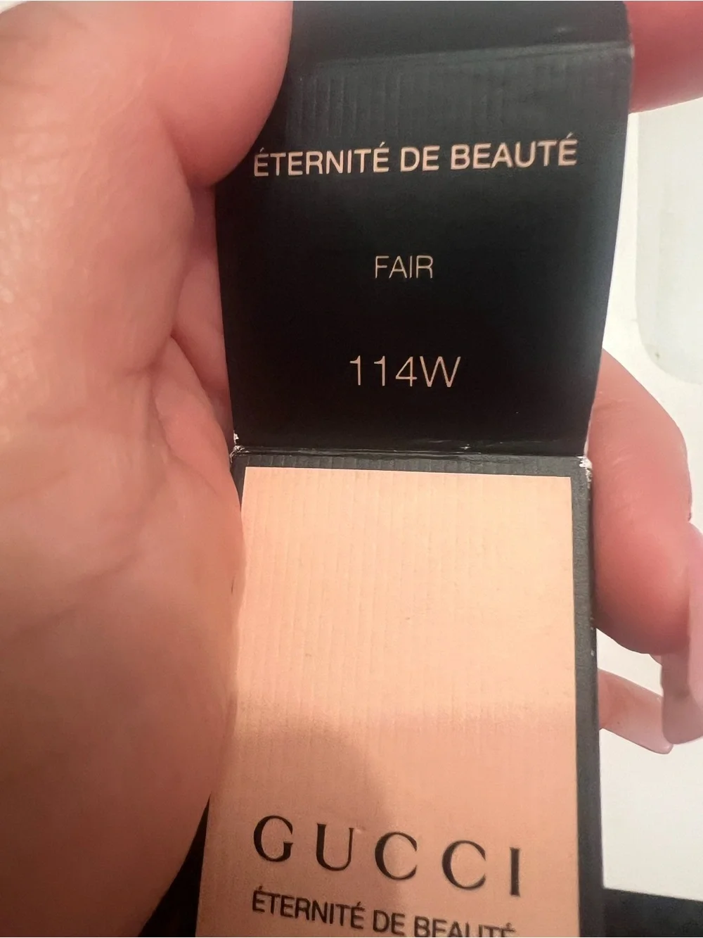 Gucci Éternité de Beauté Foundation - Fair (114W) Beige
